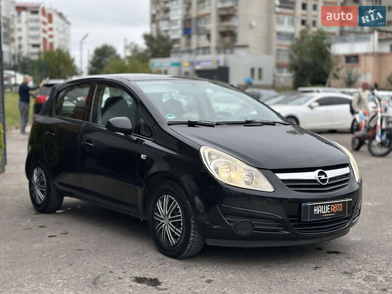Хетчбек Opel Corsa 2008 в Шептицькому