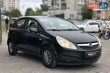 Хэтчбек Opel Corsa 2008 в 