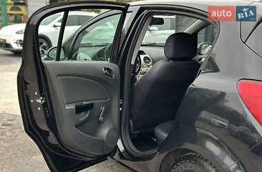 Хэтчбек Opel Corsa 2008 в 