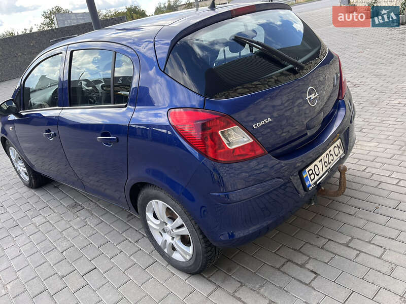 Хэтчбек Opel Corsa 2008 в Тернополе