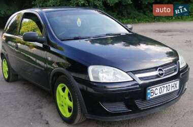 Хэтчбек Opel Corsa 2001 в Долине