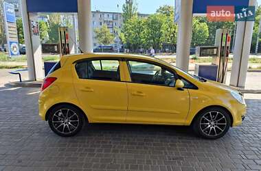 Хетчбек Opel Corsa 2013 в Києві