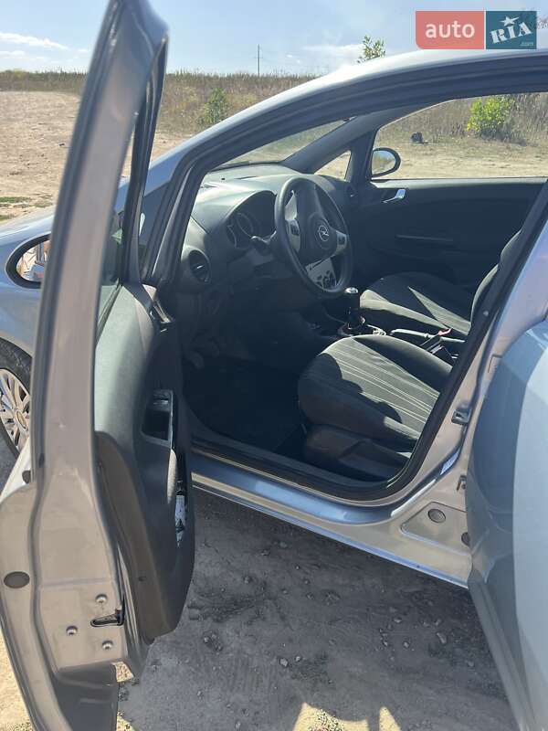 Хетчбек Opel Corsa 2008 в Павлограді