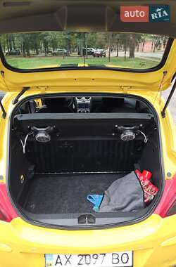 Хэтчбек Opel Corsa 2008 в 