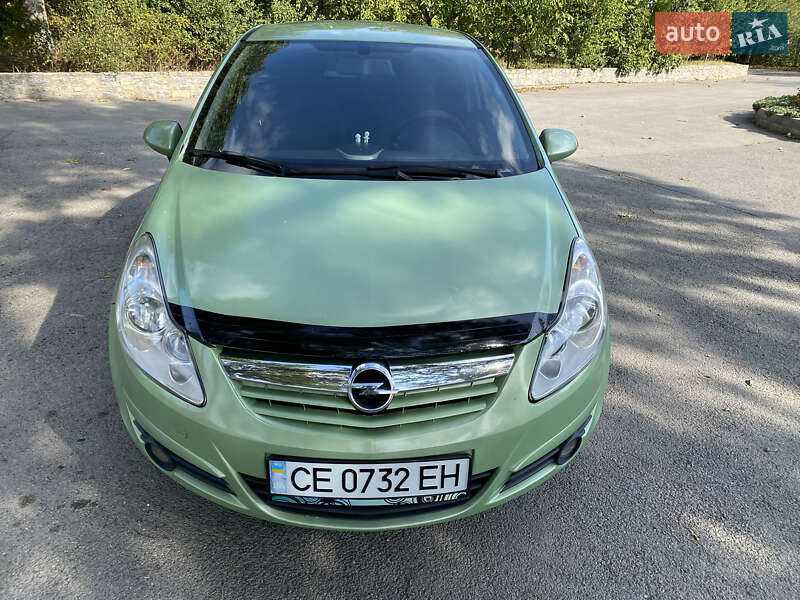 Хэтчбек Opel Corsa 2009 в Каменец-Подольском