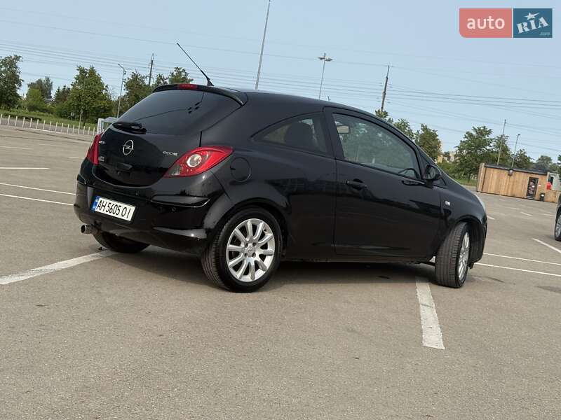Хетчбек Opel Corsa 2010 в Вінниці
