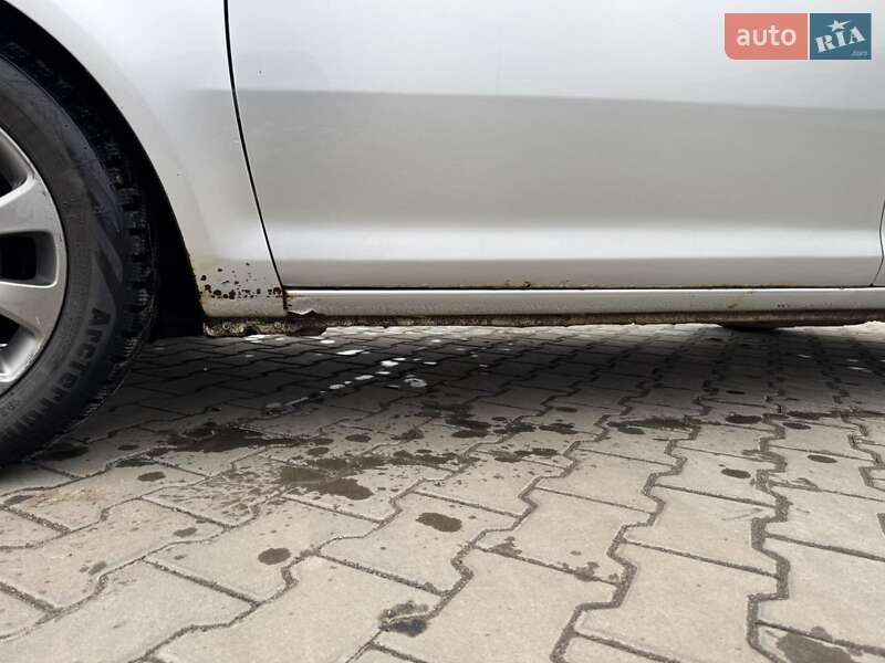 Хэтчбек Opel Corsa 2010 в Виннице