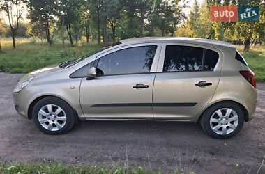 Хэтчбек Opel Corsa 2008 в 