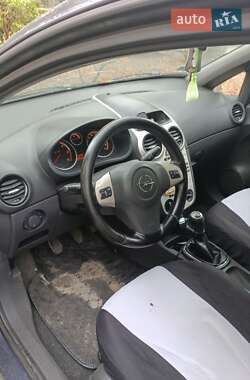 Хэтчбек Opel Corsa 2008 в 