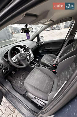 Хэтчбек Opel Corsa 2014 в 