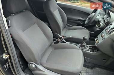 Хэтчбек Opel Corsa 2012 в 