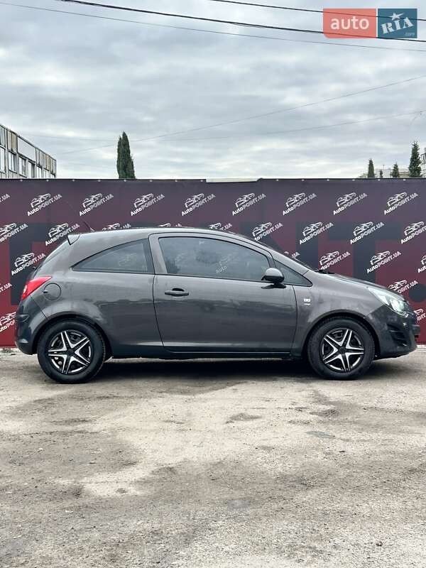 Хетчбек Opel Corsa 2014 в Сумах фото 4 Хетчбек Opel Corsa 2014 в Сумах