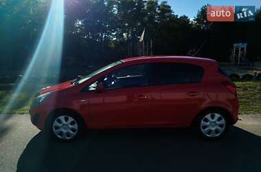 Хэтчбек Opel Corsa 2014 в 