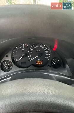 Хетчбек Opel Corsa 2002 в  фото 4 Хетчбек Opel Corsa 2002 в