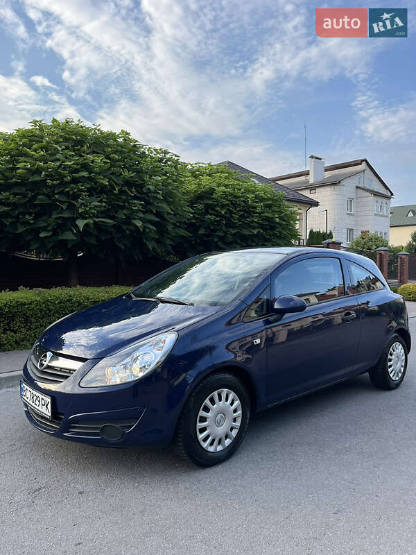 Хетчбек Opel Corsa 2009 в Шептицькому