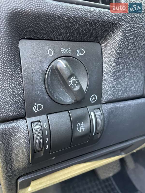 Хэтчбек Opel Corsa 2002 в Полтаве фото 43 Хэтчбек Opel Corsa 2002 в Полтаве