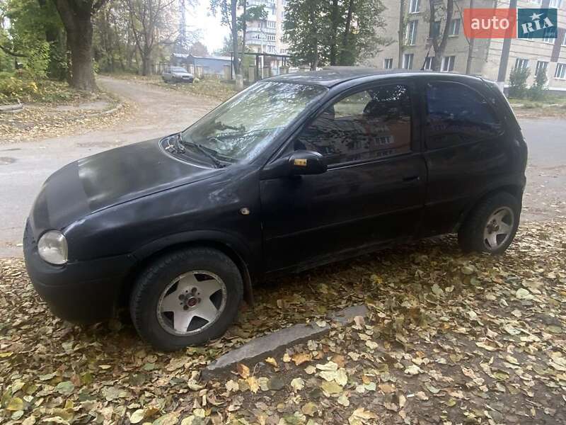 Хэтчбек Opel Corsa 1999 в Каменец-Подольском
