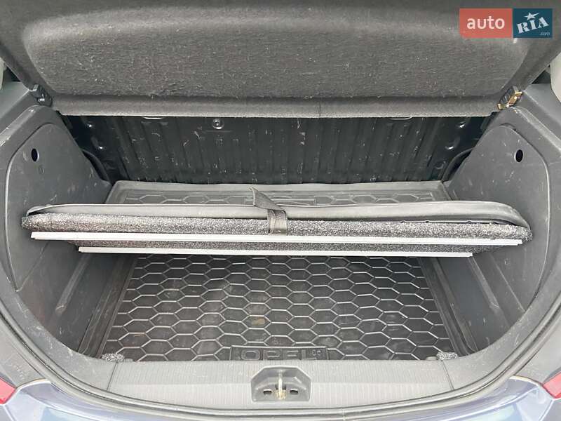 Хетчбек Opel Corsa 2008 в Києві фото 11 Хетчбек Opel Corsa 2008 в Києві