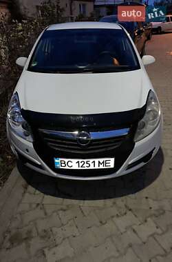 Хэтчбек Opel Corsa 2009 в Львове
