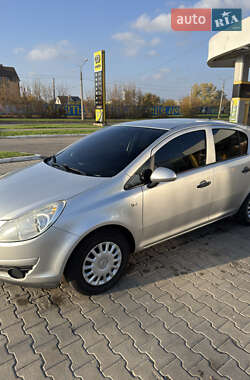 Хетчбек Opel Corsa 2008 в  фото 7 Хетчбек Opel Corsa 2008 в