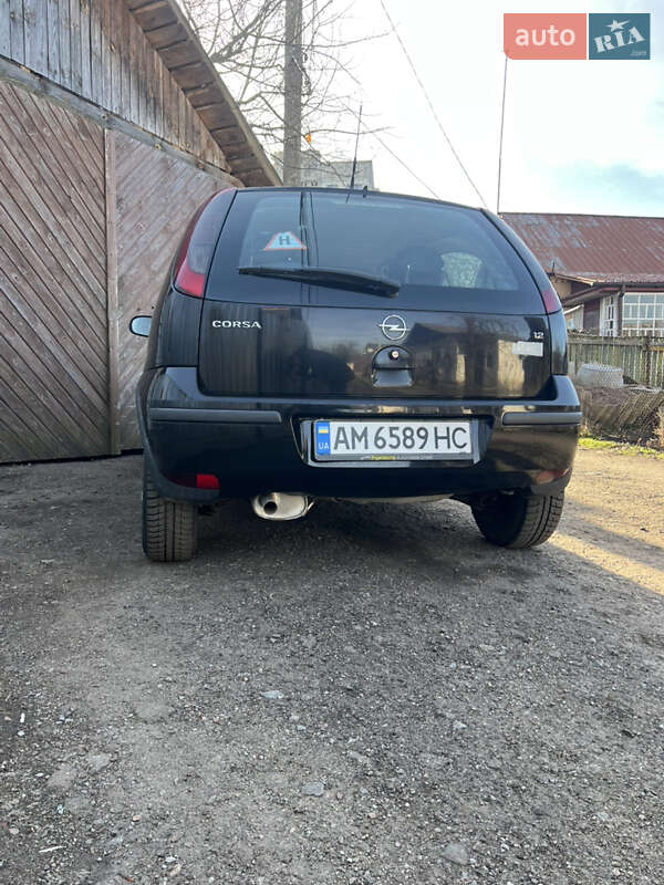 Хэтчбек Opel Corsa 2004 в Житомире