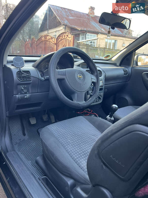 Хэтчбек Opel Corsa 2004 в Житомире