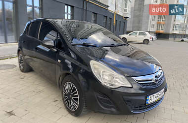 Хэтчбек Opel Corsa 2012 в Ивано-Франковске