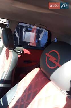 Хэтчбек Opel Corsa 2003 в  фото 16 Хэтчбек Opel Corsa 2003 в