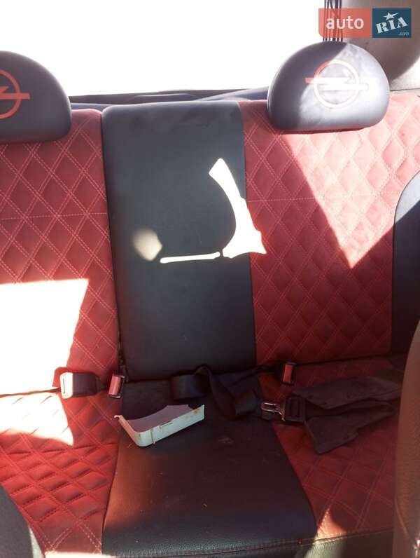 Хетчбек Opel Corsa 2003 в Білій Церкві фото 14 Хетчбек Opel Corsa 2003 в Білій Церкві