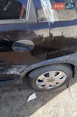 Хэтчбек Opel Corsa 2003 в  фото 33 Хэтчбек Opel Corsa 2003 в