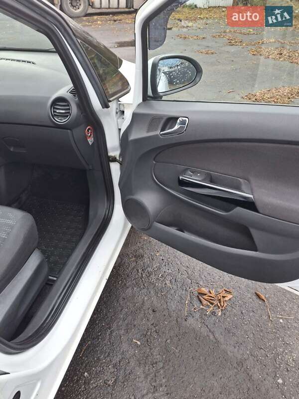 Хэтчбек Opel Corsa 2011 в Ковеле фото 13 Хэтчбек Opel Corsa 2011 в Ковеле