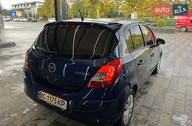 Хэтчбек Opel Corsa 2008 в Ужгороде