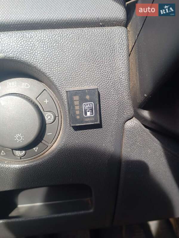 Хэтчбек Opel Corsa 2008 в Кегичевке