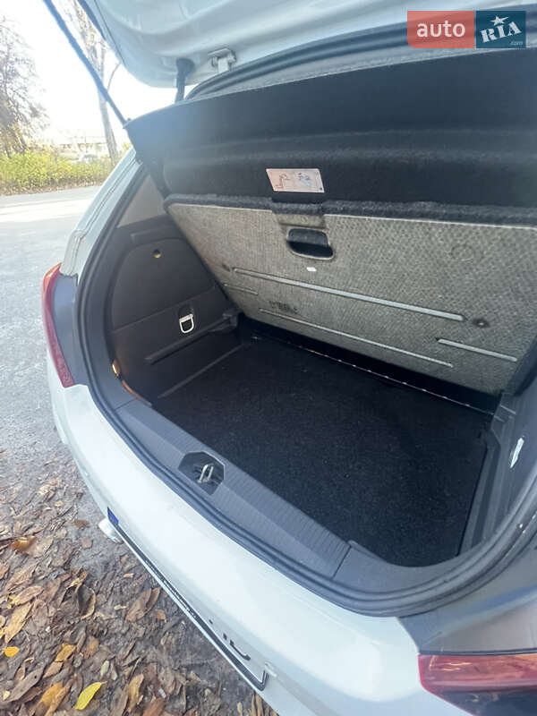 Хетчбек Opel Corsa 2011 в Вінниці