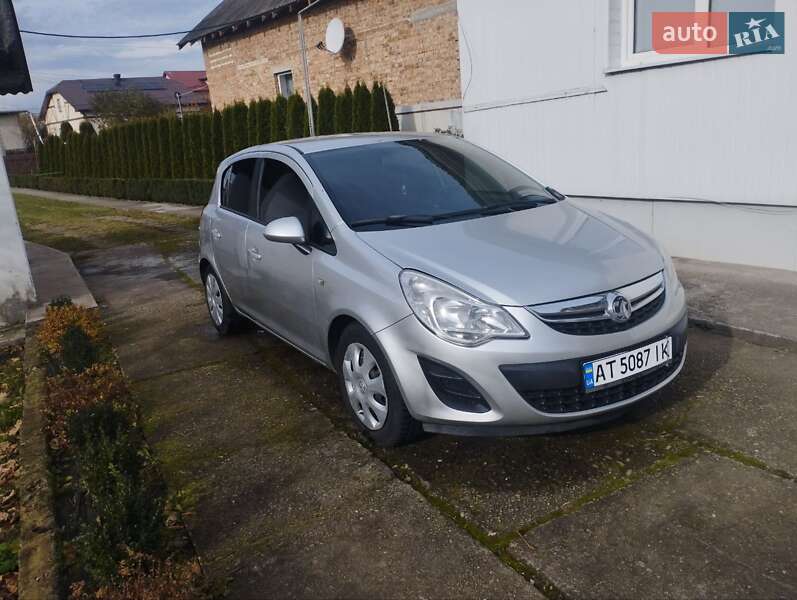 Хетчбек Opel Corsa 2011 в Івано-Франківську фото 2 Хетчбек Opel Corsa 2011 в Івано-Франківську