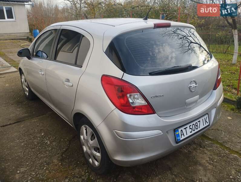 Хетчбек Opel Corsa 2011 в Івано-Франківську фото 10 Хетчбек Opel Corsa 2011 в Івано-Франківську