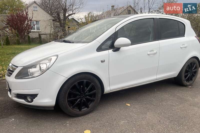 Хэтчбек Opel Corsa 2010 в Горохове фото 5 Хэтчбек Opel Corsa 2010 в Горохове