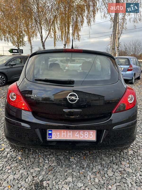 Хэтчбек Opel Corsa 2014 в Смеле