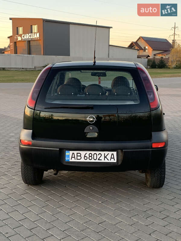 Хетчбек Opel Corsa 2001 в Вінниці