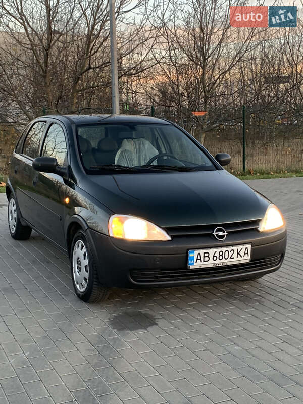 Хетчбек Opel Corsa 2001 в Вінниці