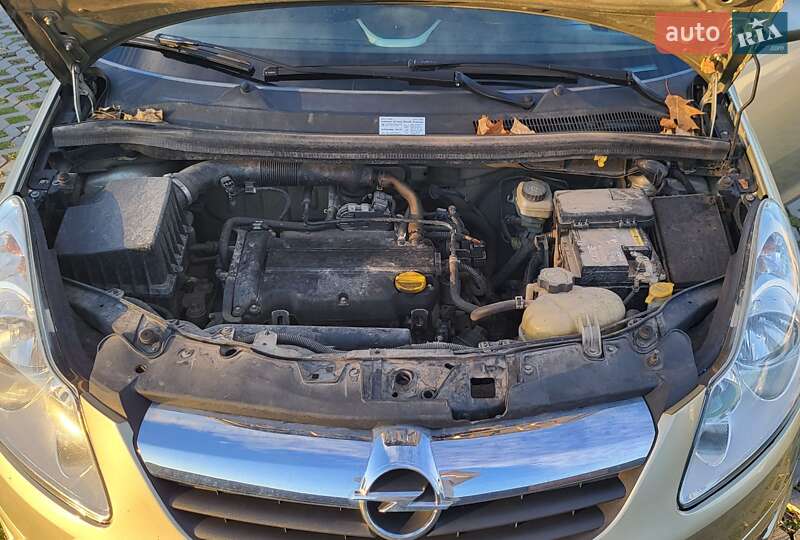 Хэтчбек Opel Corsa 2008 в Хмельницком