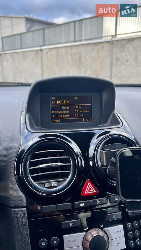 Хетчбек Opel Corsa 2011 в Стрию