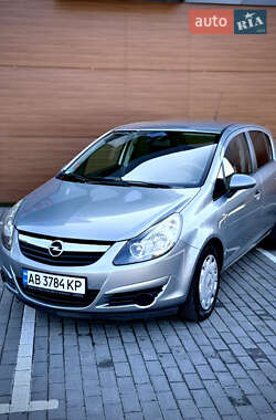 Хэтчбек Opel Corsa 2010 в Виннице