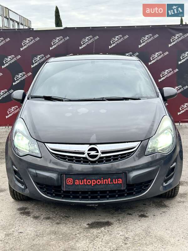 Хетчбек Opel Corsa 2014 в Сумах