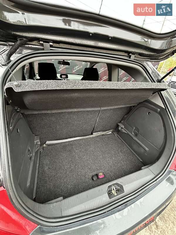 Хетчбек Opel Corsa 2014 в Сумах