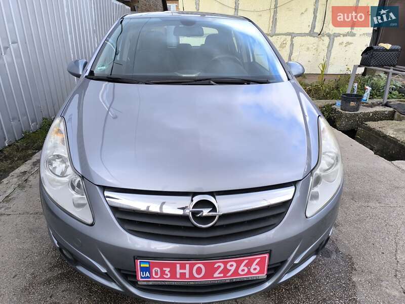 Хетчбек Opel Corsa 2007 в Охтирці