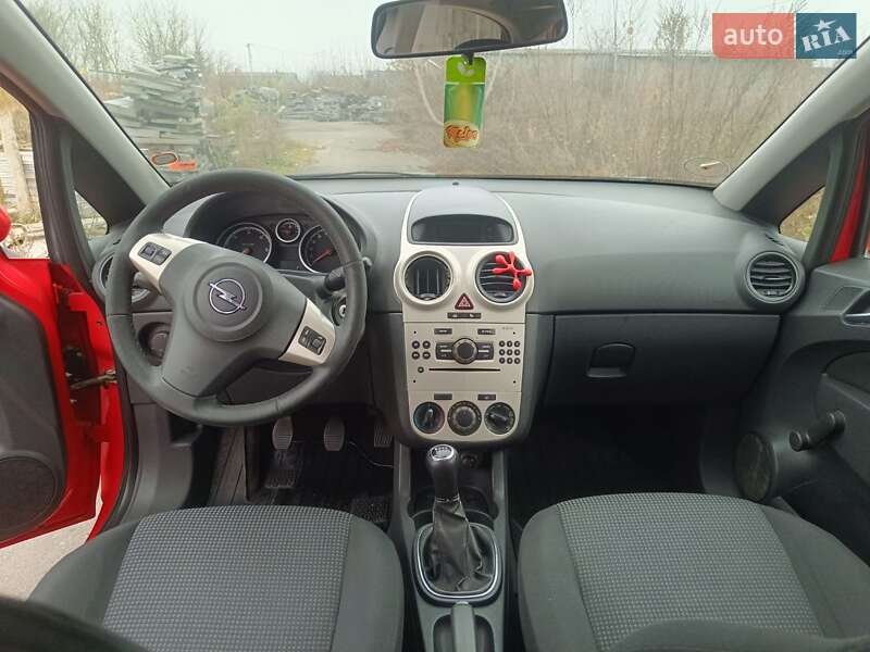 Хетчбек Opel Corsa 2008 в Тернополі
