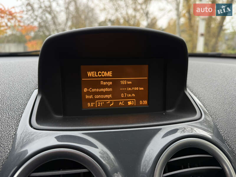 Хетчбек Opel Corsa 2012 в Києві