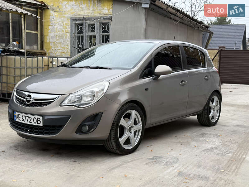 Opel Corsa 2013 Opel Corsa 2013