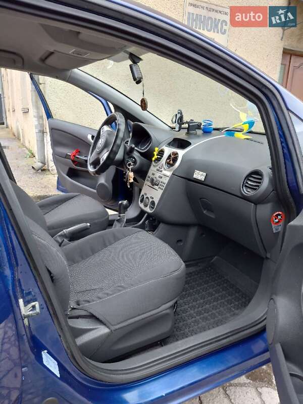 Хетчбек Opel Corsa 2008 в Калуші фото 2 Хетчбек Opel Corsa 2008 в Калуші